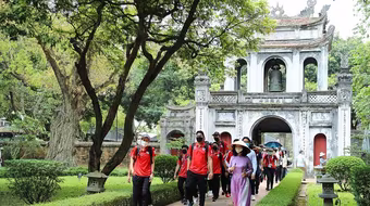 HƯỚNG TỚI ĐẠI HỘI ĐẢNG BỘ TP HÀ NỘI LẦN THỨ XVIII: Hà Nội - thành phố của những danh hiệu du lịch uy tín