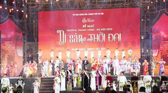 Chương trình nghệ thuật giàu bản sắc văn hóa tại đêm bế mạc Festival Thăng Long – Hà Nội 2025 