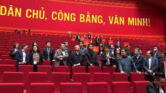 Thường trực Ban Bí thư Trần Quốc Vượng kiểm tra, tổng duyệt các phương án của Đại hội XIII