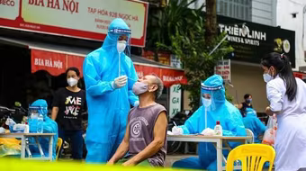 Thêm 2 người ở chung cư A4 Đền Lừ và 1 người ở Thanh Xuân dương tính Covid-19