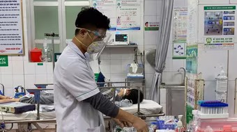 Chính phủ yêu cầu khẩn trương đấu thầu thuốc tập trung từ cấp trung ương đến địa phương