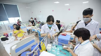 Bộ Y tế điều chỉnh phân tuyến điều trị sốt xuất huyết Dengue, yêu cầu hạn chế vượt tuyến