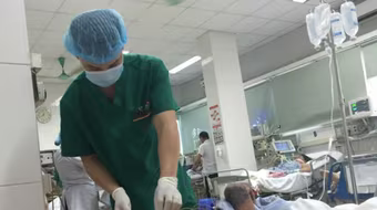 Hà Nội: Người đàn ông 48 tuổi nhập viện vì suy giảm nhận thức sau ăn tiết canh