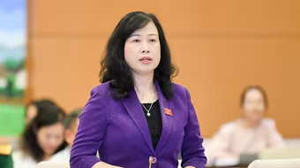 Quyền Bộ trưởng Y tế nói gì về xã hội hóa y tế và bệnh viện lớn xin dừng tự chủ?