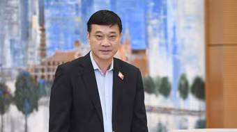 Đại biểu Quốc hội: Xử phạt phụ huynh không đưa trẻ đi tiêm vaccine Covid-19 là trái quy định