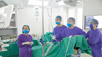 Mổ ruột thừa, bất ngờ phát hiện khối u chèn ép gây xẹp phổi