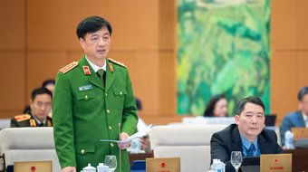 Thứ trưởng Nguyễn Duy Ngọc: Việc sửa đổi Luật Quản lý vũ khí, vật liệu nổ… đã được nghiên cứu kỹ