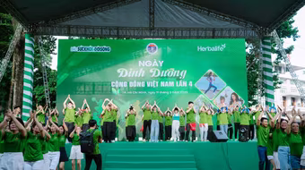 Hơn 2.000 người tham gia “Ngày dinh dưỡng cộng đồng Việt Nam” lần thứ tư