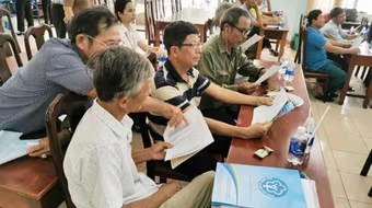 Thủ tướng: Rà soát, xét duyệt nhanh các trường hợp có nguyện vọng xin nghỉ việc, không đặt thêm điều kiện