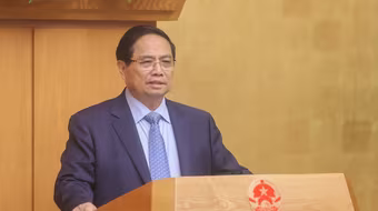 Thủ tướng: Dứt khoát phải hoàn thành chi trả chế độ cho người nghỉ việc trước 15-10-2025