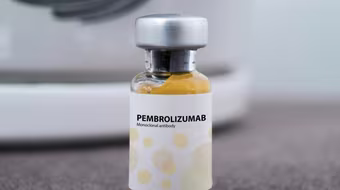 Thuốc trị ung thư của Nga vừa được cấp phép có đặc điểm gì mới, được chỉ định như thế nào?