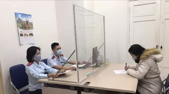 Bốn thanh niên bị phạt 30 triệu đồng vì đăng tin giả liên quan đến Covid-19