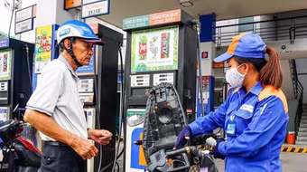 Điều chỉnh giá bán lẻ xăng dầu từ chiều nay