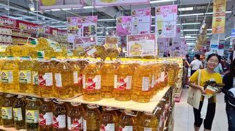 “Muối mắm, dầu ăn không còn rẻ nữa”