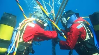 Thêm 1 tuyến cáp quang biển gặp sự cố