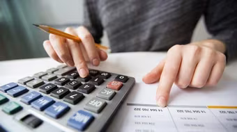 Đề xuất giảm thêm một số khoản phí, lệ phí