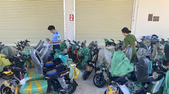 Hàng trăm xe điện không rõ xuất xứ "tuồn" từ Lạng Sơn đến các tỉnh phía Nam