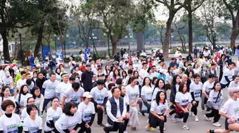 Gần 2.000 người chạy hưởng ứng "Toàn dân tiết kiệm năng lượng hưởng ứng Giờ Trái đất năm 2025"