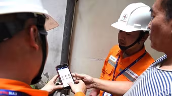 Giá điện của Việt Nam đang trong tình trạng “mua cao, bán thấp”