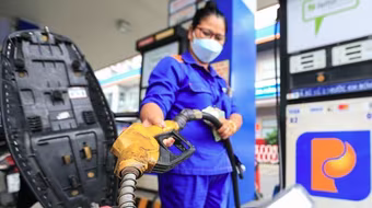 Giá xăng dầu đồng loạt giảm, dầu diezel giảm mạnh