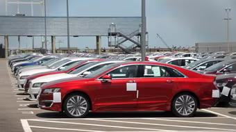 Chi 3,85 tỷ USD nhập khẩu ô tô nguyên chiếc