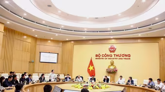 Xây dựng thị trường điện cạnh tranh, xóa bù chéo giá điện