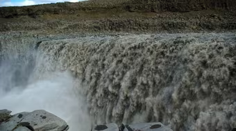 Dettifoss, thác nước vĩ đại bậc nhất châu Âu
