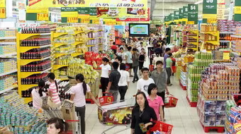 Các siêu thị lớn đã thu hồi nước uống chứa DEHP