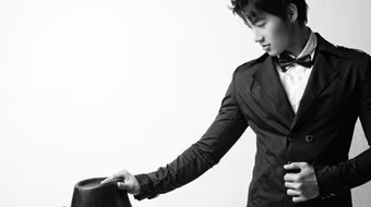 Đạo diễn Việt kiều làm phim về giới tính