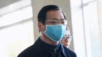 Mở lại phiên tòa xét xử cựu Bộ trưởng Bộ Công Thương Vũ Huy Hoàng