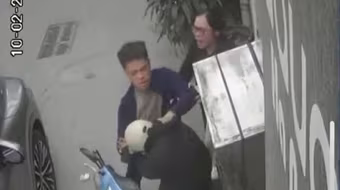 Lái xe ô tô Lexus đánh nam shipper bất ngờ được trả tự do ngay tại tòa