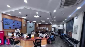 Con gái làm giả giấy tờ của mẹ để vay tiền ngân hàng rồi chiếm đoạt