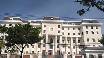 Cựu Phó Chánh án Tòa án Cấp cao tại Đà Nẵng chuẩn bị hầu tòa vì nhận hối lộ