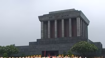 Phòng CSGT CATP Hà nội đã tổ chức lễ Báo công dâng Bác