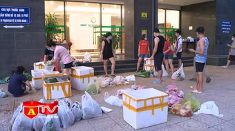 Nhân rộng mô hình "đi chợ hộ" tại khu chung cư