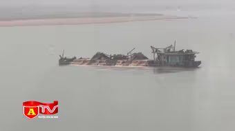 Triệt xóa ổ nhóm khai thác cát trái phép trên sông Đà