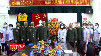 Thầy thuốc Công an nhân dân giữ vai trò quan trọng trên tuyến đầu phòng chống Covid