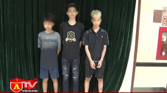 Túng tiền, rạng sáng rủ nhau đi cướp tài sản