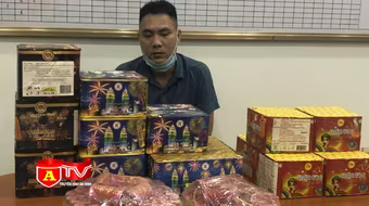 Bắt giữ đối tượng rao bán pháo bán trên mạng xã hội