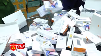 Phát hiện lô máy hút thuốc lá điện tử nhập lậu trị giá gần 4 tỷ đồng