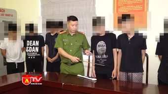 Sẵn dao phòng thân chém người giữa đường dù không mâu thuẫn