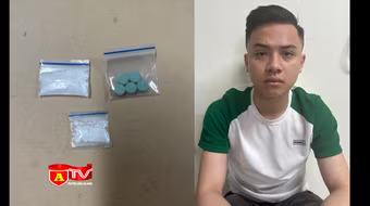 Dấu hiệu bất minh của thanh niên mặc áo Grab