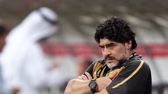 Maradona ngỏ ý muốn làm việc tại Bayern