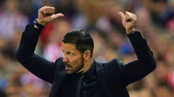 Xavi và Iniesta bị ép "không có thời gian để nghĩ”