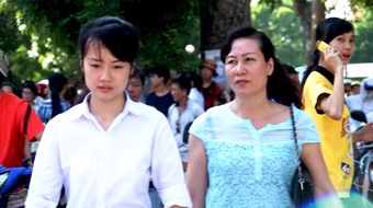 Ngày đầu dự thi - số thí sinh bị đình chỉ tăng gấp rưỡi so với đợt I