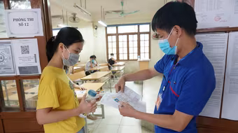 Hà Nội tăng tốc chấm thi vào lớp 10 công lập