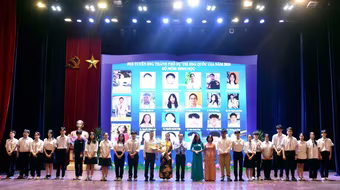 Hà Nội ra mắt 13 đội tuyển tham dự kỳ thi học sinh giỏi quốc gia năm học 2024-2025