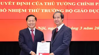Công bố quyết định điều động, bổ nhiệm thứ trưởng và lãnh đạo các đơn vị Bộ GD-ĐT