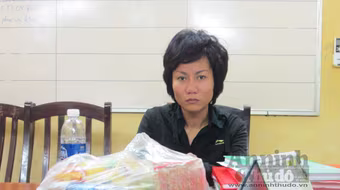 Sự thật về cô gái thân thiện đi xe Liberty màu xanh