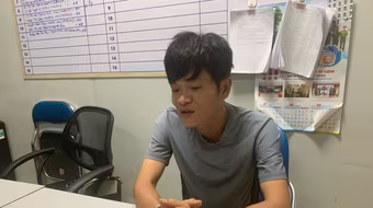 Hà Nội: Người đàn ông U40 dùng chiêu lạ cướp giật tài sản